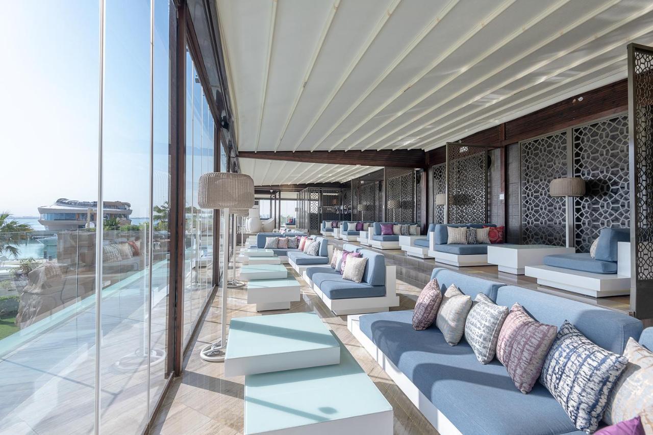 Four Seasons Hotel Ad Dawhah Esterno foto The Sky Bar