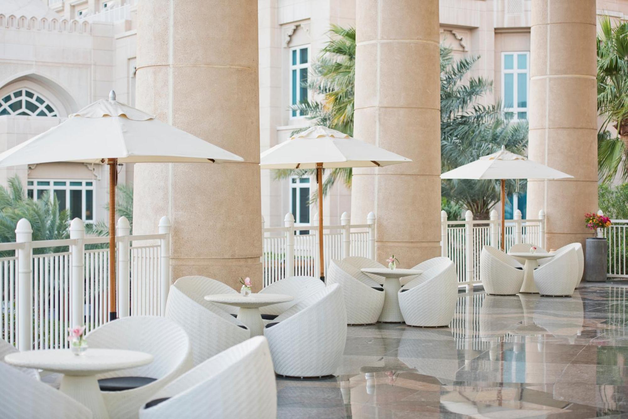 Four Seasons Hotel Ad Dawhah Esterno foto The lobby