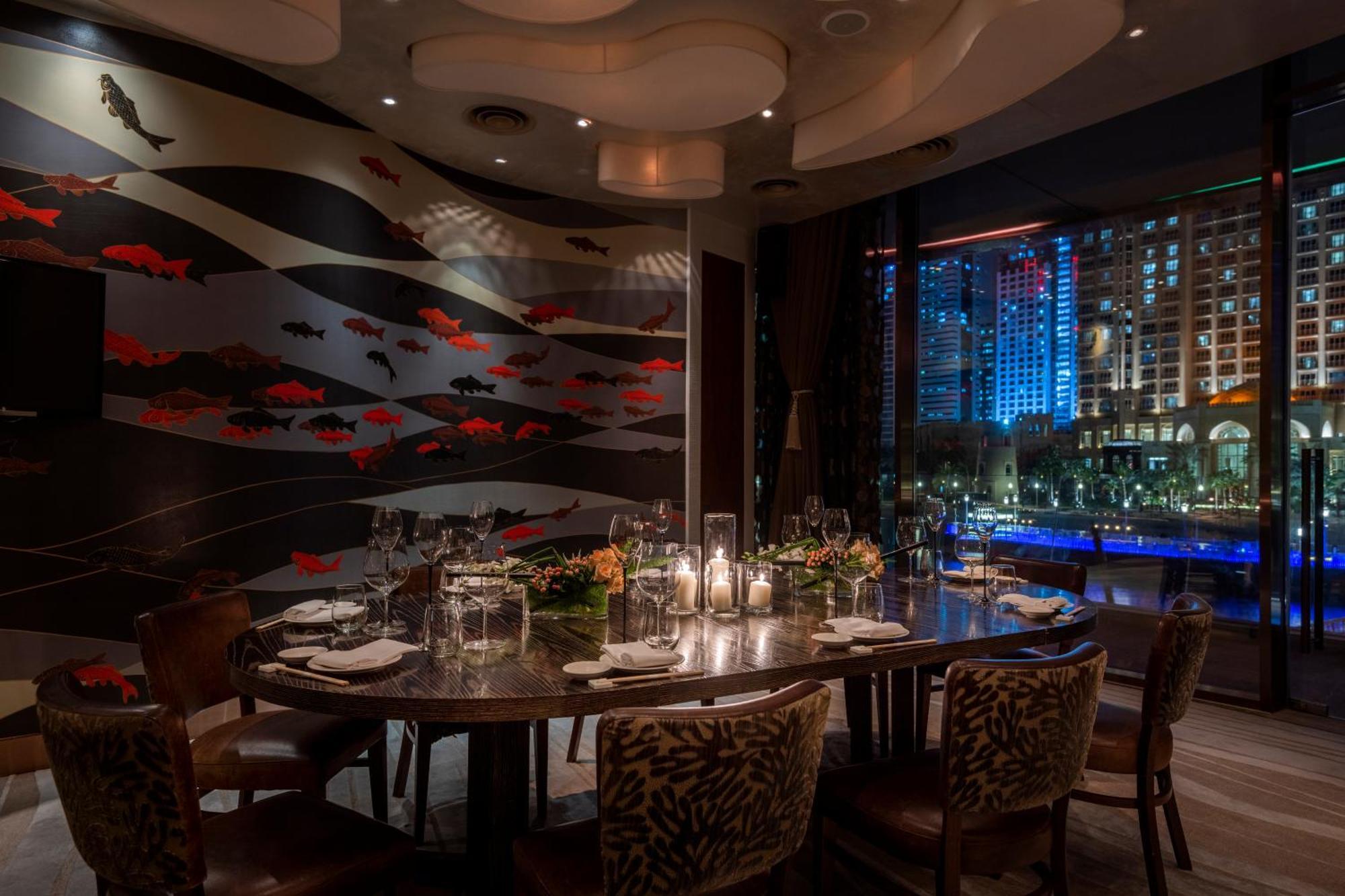 Four Seasons Hotel Ad Dawhah Esterno foto Private dining room at the restaurant