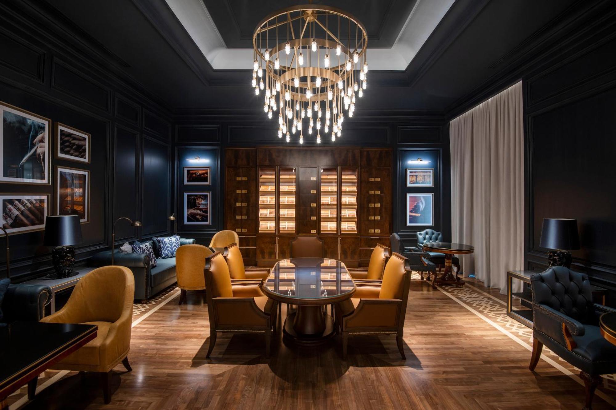 Four Seasons Hotel Ad Dawhah Esterno foto The Library at The Ritz-Carlton, Boston