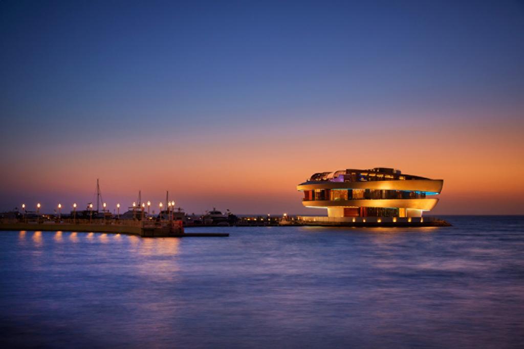 Four Seasons Hotel Ad Dawhah Esterno foto The casino at night